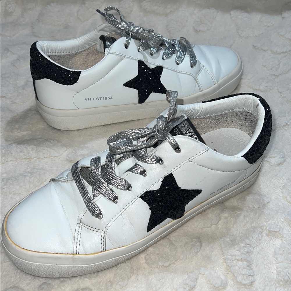 Vintage Havana Lucy Black/White Glitter Sneakers Women’s Size 8.5